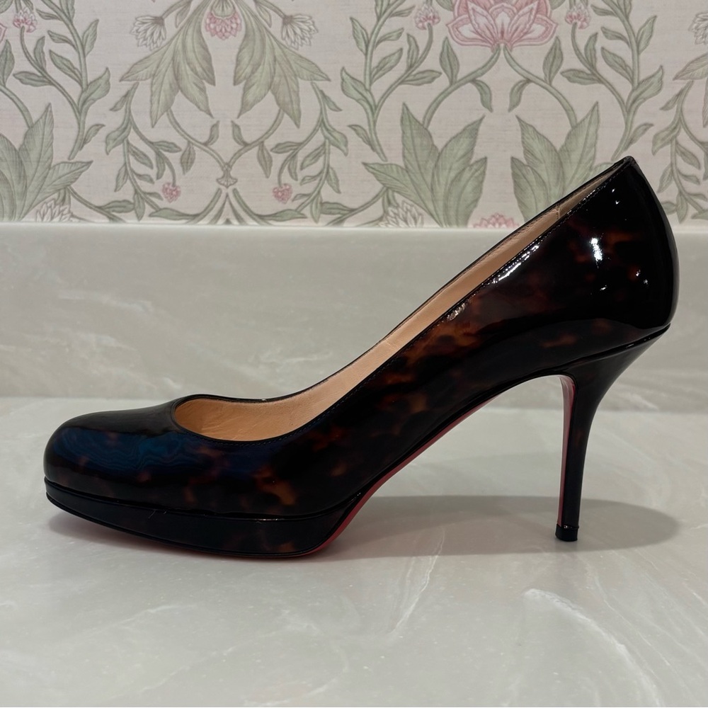 Authentic Christian Louboutin Pumps!